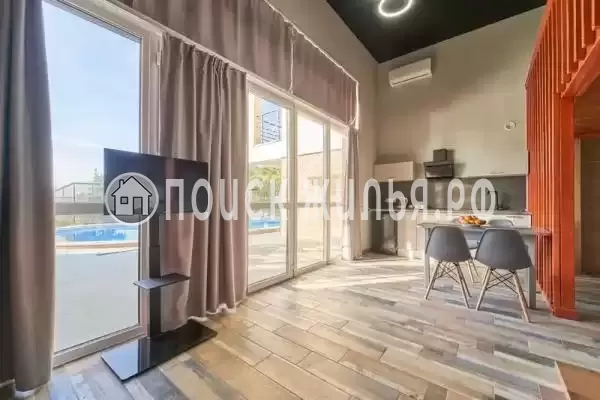 Частный сектор «Апартаменты с бассейном» Частный сектор «Апартаменты с бассейном»