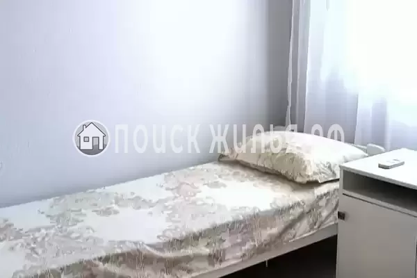 «На берегу»