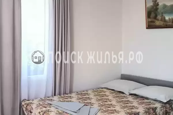 «На берегу»