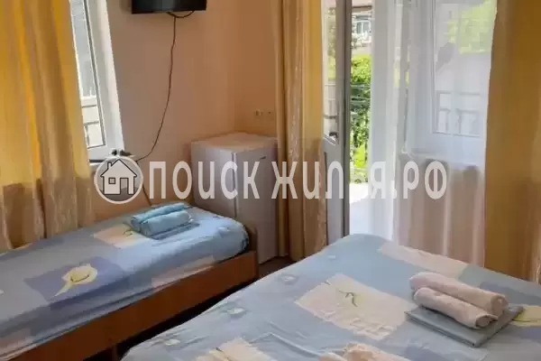 «У Ларисы»