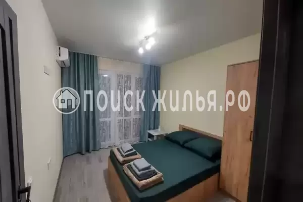 «Два дельфина» «Два дельфина»