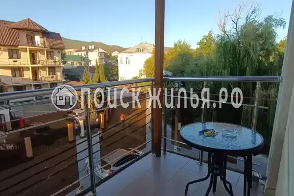 Отель «Лакис» Отель «Лакис»