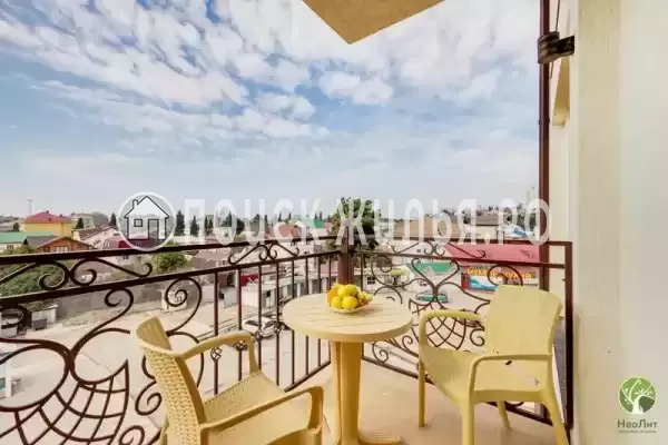 Отель «Лаура» Отель «Лаура»