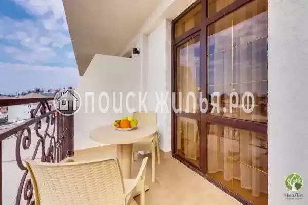 Отель «Лаура» Отель «Лаура»