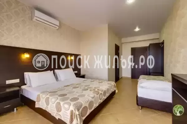 Отель «Лаура» Отель «Лаура»