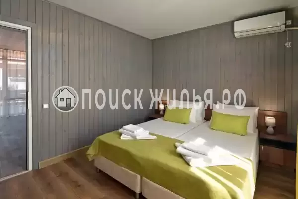 Отель «На море»