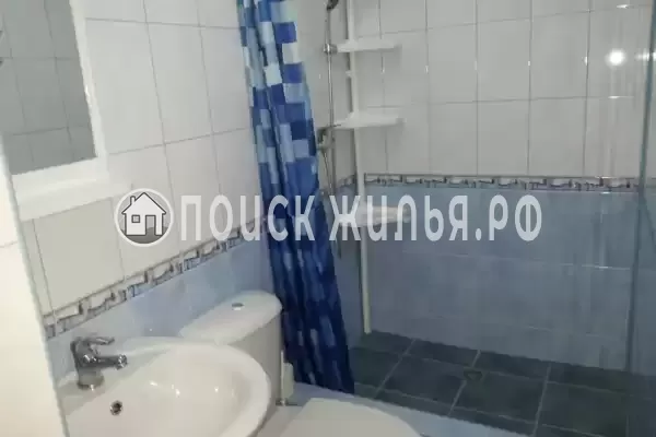 «На школьной»