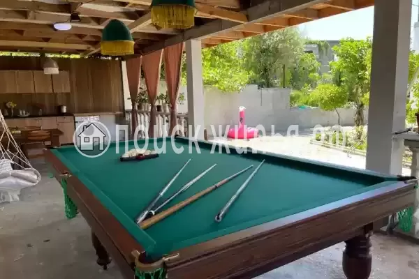 Отель «Леона» Отель «Леона»