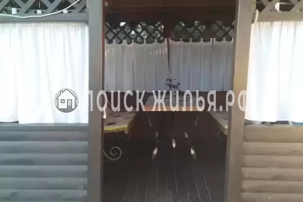 Квартира «С отдельным входом и двором»