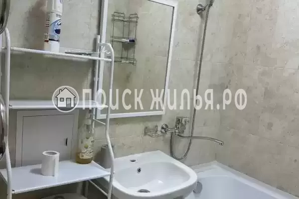 Квартира «У пляжа сады морей»