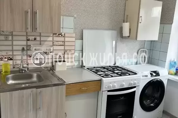 Квартира «У пляжа сады морей»