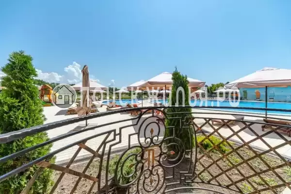 Отель «Rinn Rise - All inclusive»