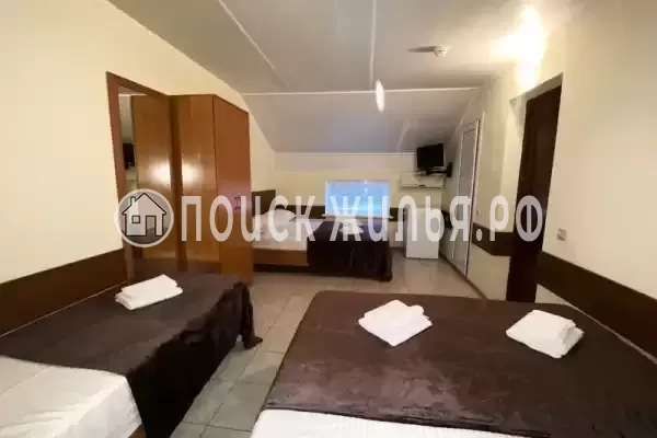 «Ласточкино гнездо»