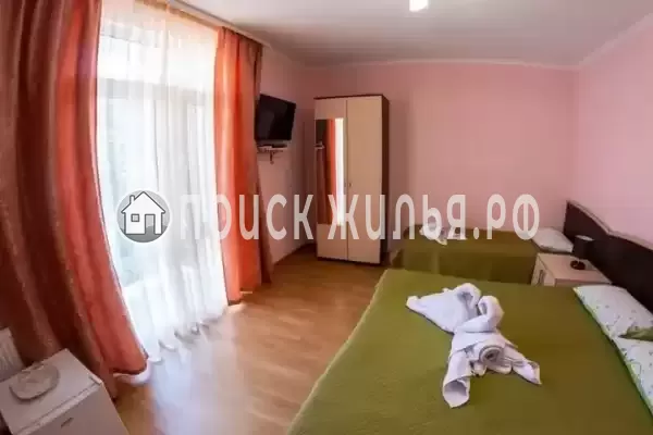 Частный сектор «Коттедж семейного отдыха Крымские друзья»