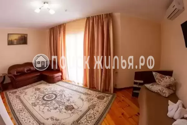 Частный сектор «Коттедж семейного отдыха Крымские друзья»