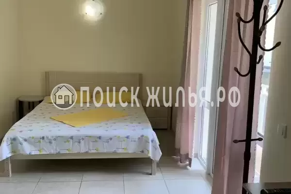 «На ул. 9 мая» «На ул. 9 мая»