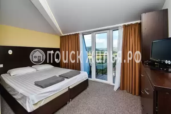 «На Ароматной»