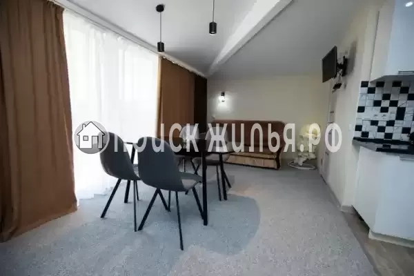 «На Ароматной»