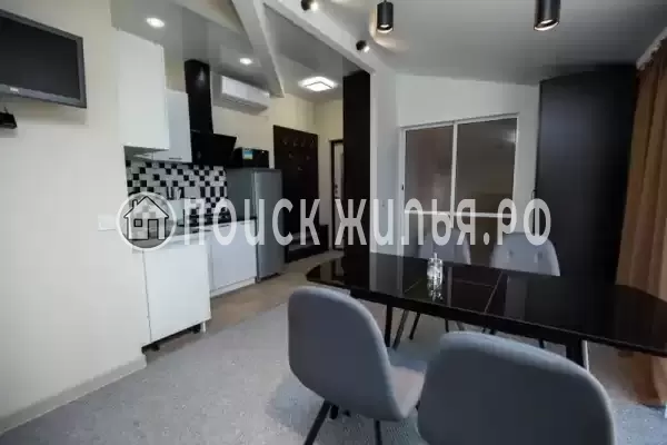 «На Ароматной»