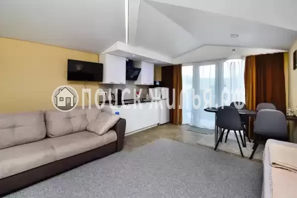 «На Ароматной»