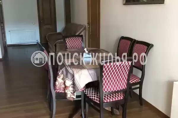 «На Ароматной»