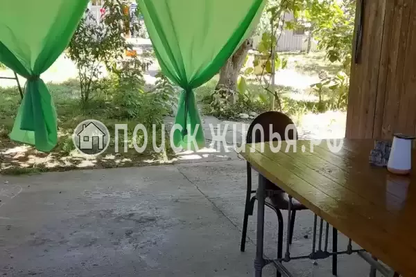 Частный сектор «Коттеджи У Люси»