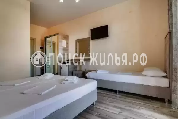 Гостиница «Hotel Royal»