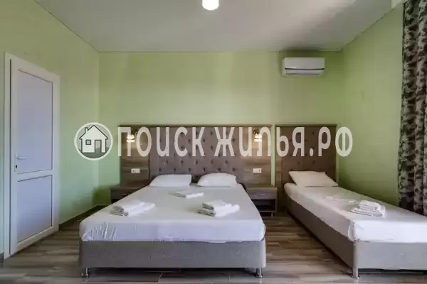 Гостиница «Hotel Royal»