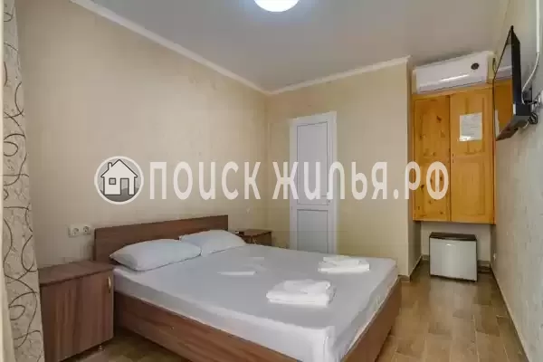 Гостиница «Hotel Royal»