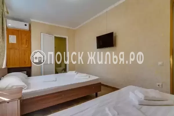 Гостиница «Hotel Royal»