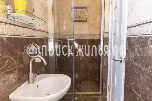 «У Юджина» «У Юджина»