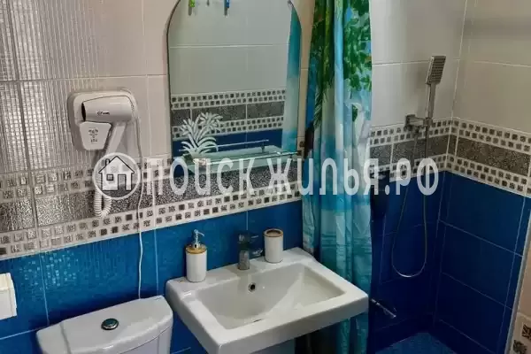 «У Черного моря»