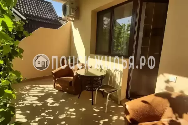 «У моря» «У моря»