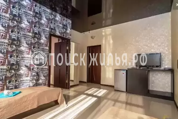 Отель «Радужный»