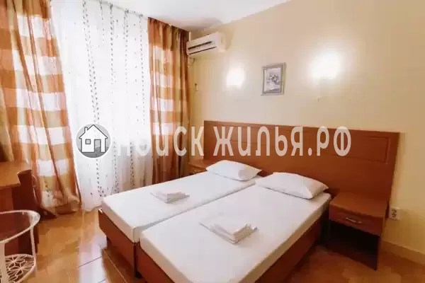 Отель «Белый лебедь» Отель «Белый лебедь»