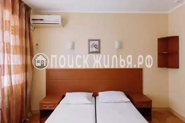 Отель «Белый лебедь» Отель «Белый лебедь»