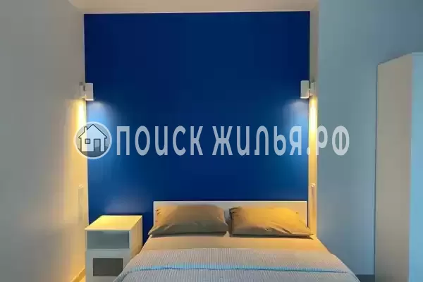 «Под соснами»