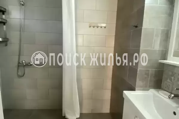 «Под соснами»