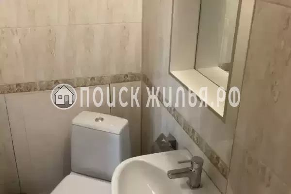 «Под соснами»