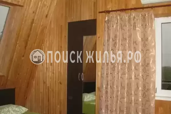 Гостевой дом «У тюльпанового дерева» Гостевой дом «У тюльпанового дерева»