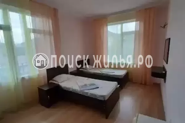 Гостевой дом «У тюльпанового дерева» Гостевой дом «У тюльпанового дерева»