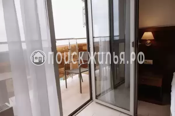 Отель «Skybridge»