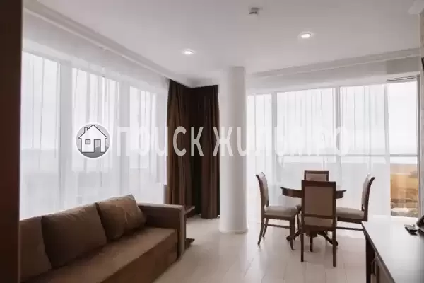 Отель «Skybridge»