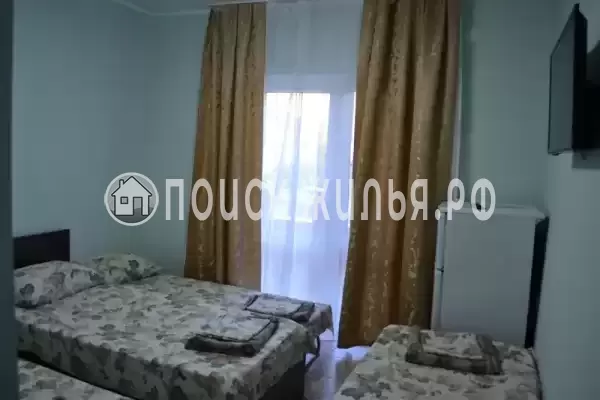 Частный сектор «Номера на Революционной 33» Частный сектор «Номера на Революционной 33»