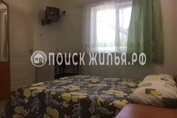 Частный сектор «Зеленый дом у маяка»