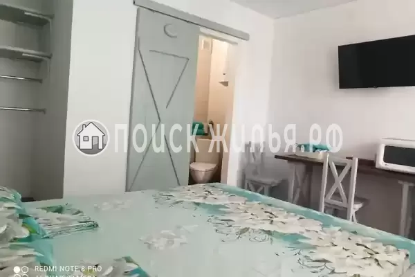 Частный сектор «Зеленый дом у маяка»