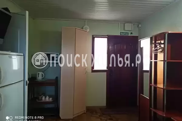 Частный сектор «Зеленый дом у маяка»