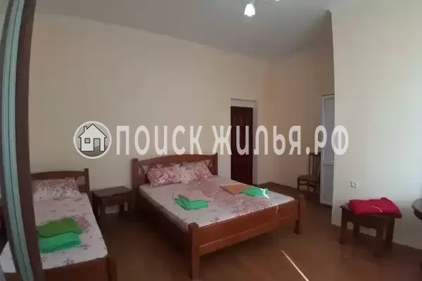 Частный сектор «Номера с удобствами на улице Ленина»