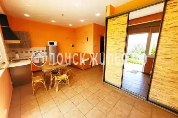 Частный сектор «Меблированные комнаты у аквапарка»