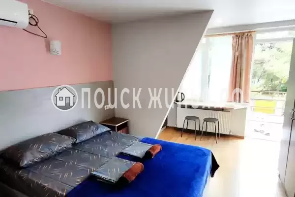 «На Дзержинского»